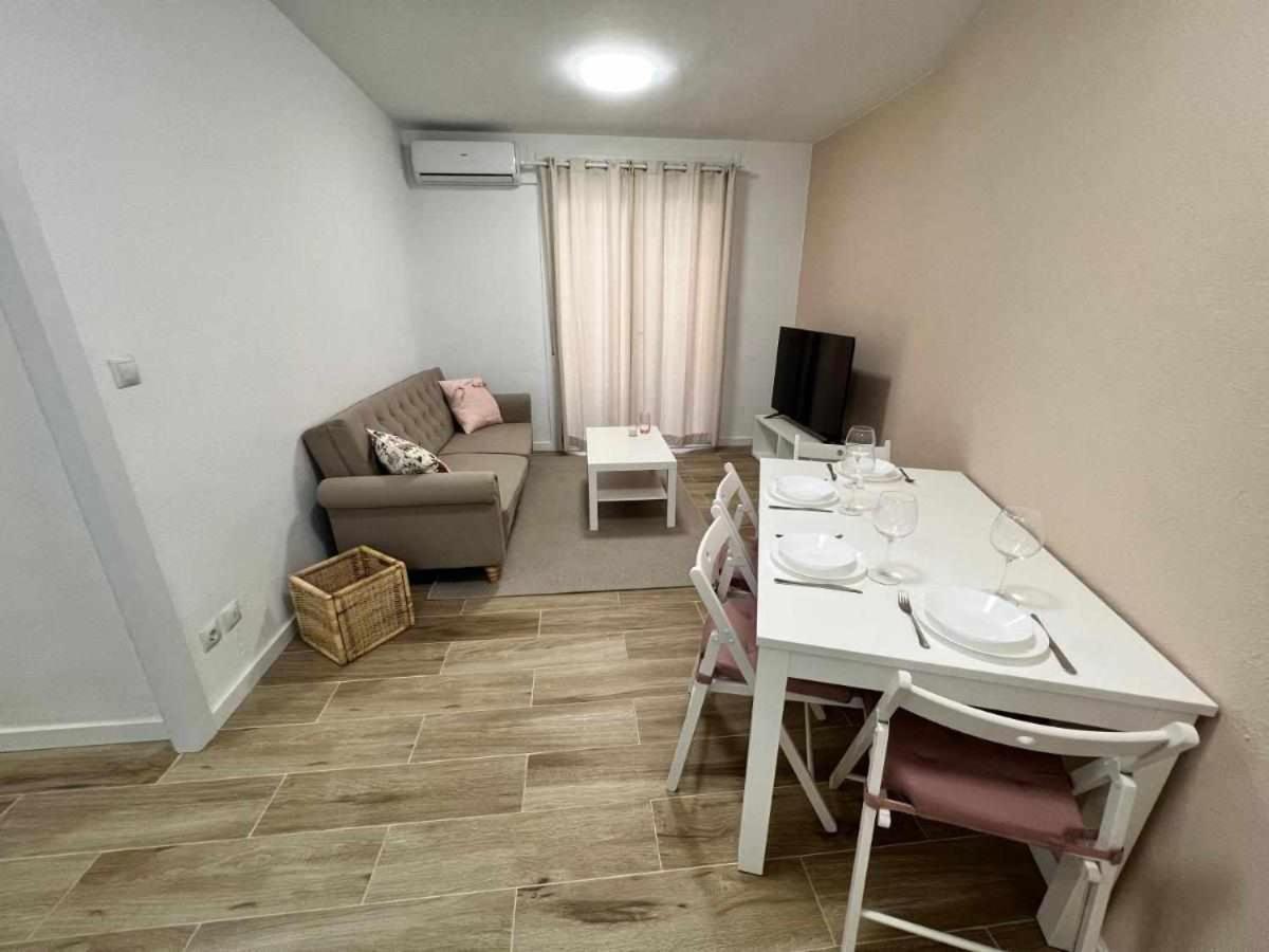 Apartamenticos Libertad I Сарагоса Екстериор снимка