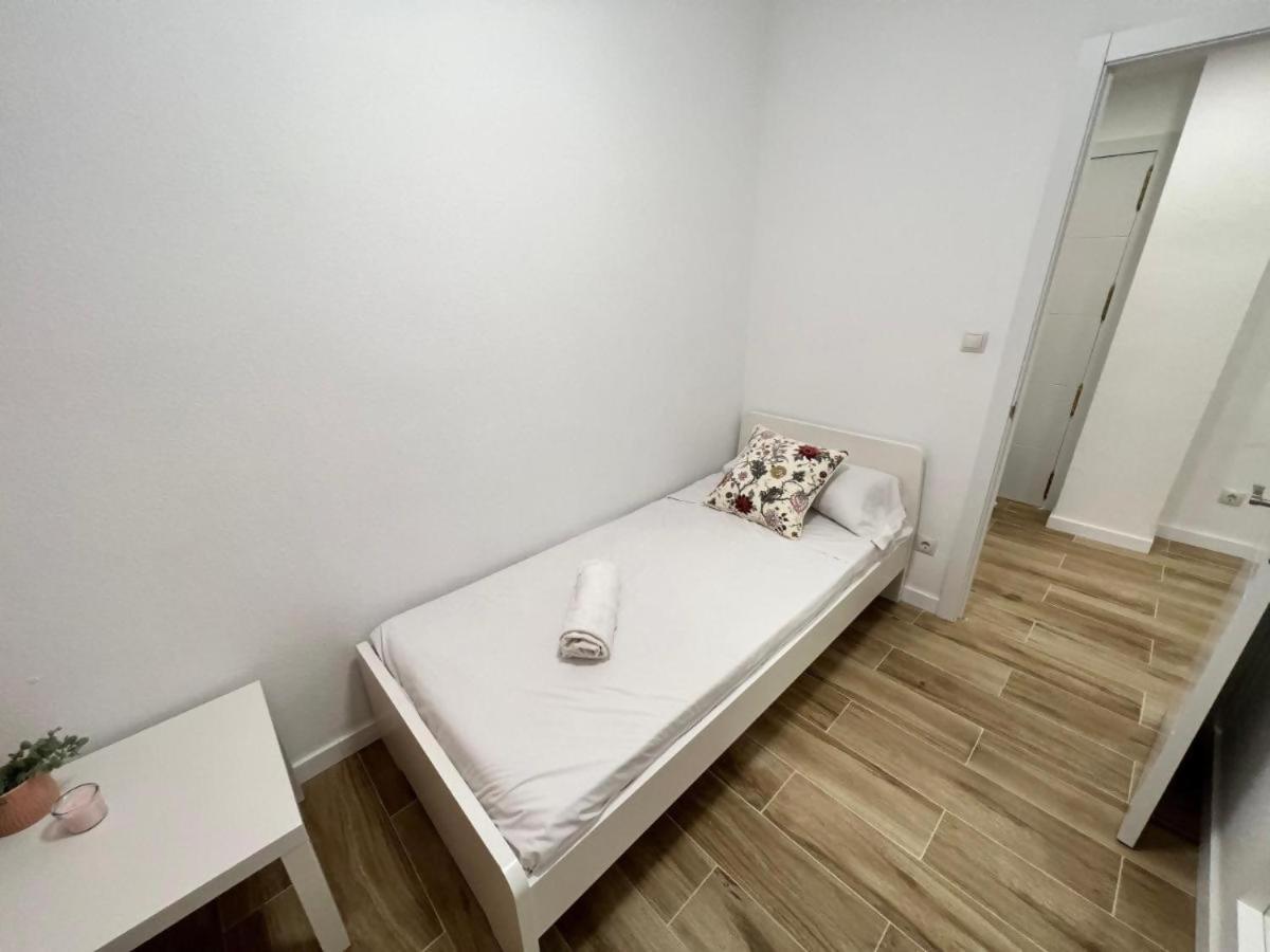 Apartamenticos Libertad I Сарагоса Екстериор снимка